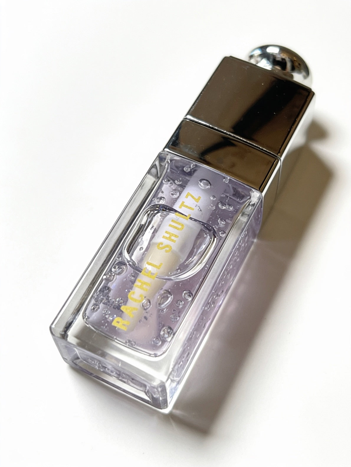 Lip oil